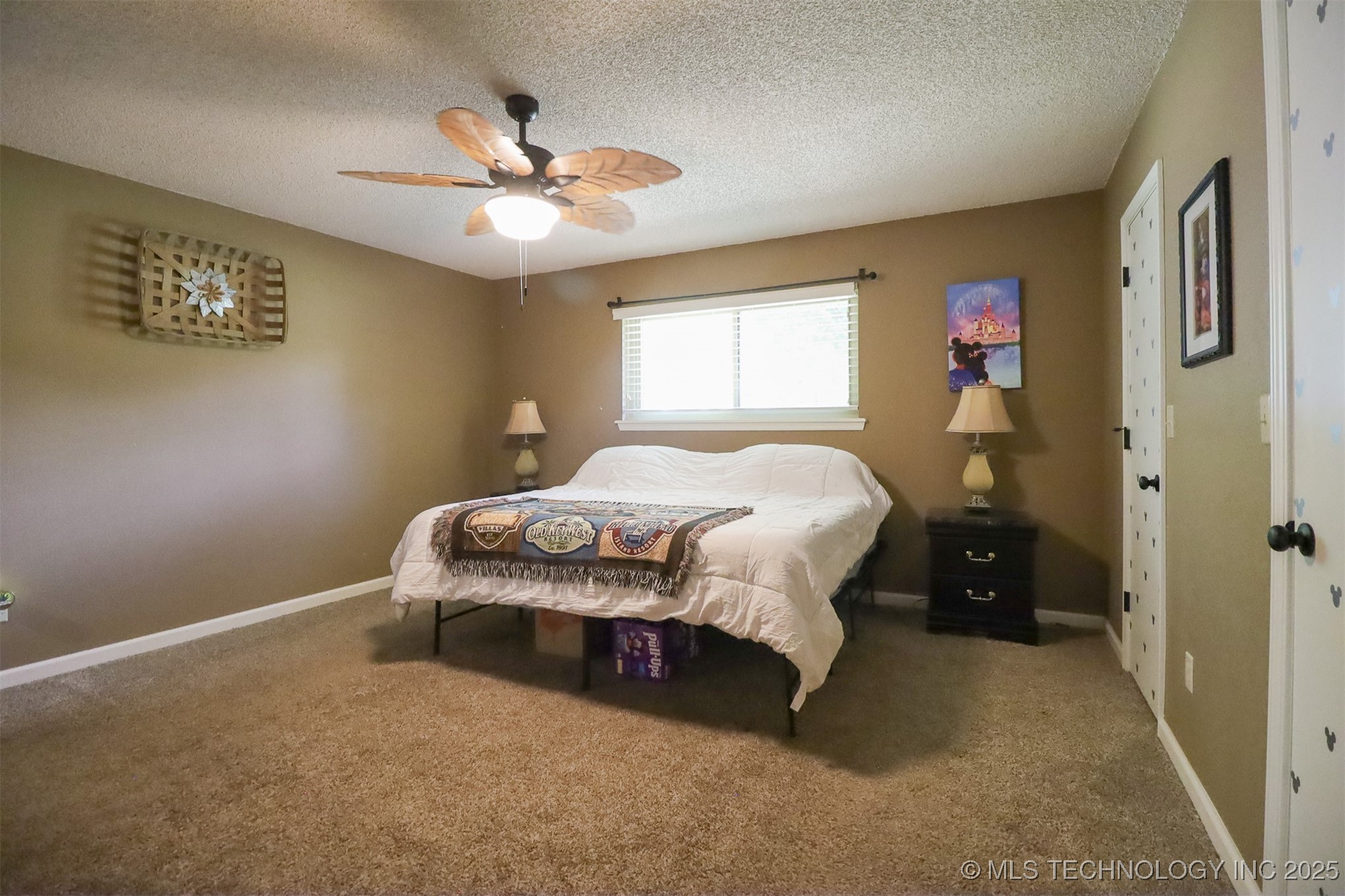 10458 Ashford Court Property Photo 23