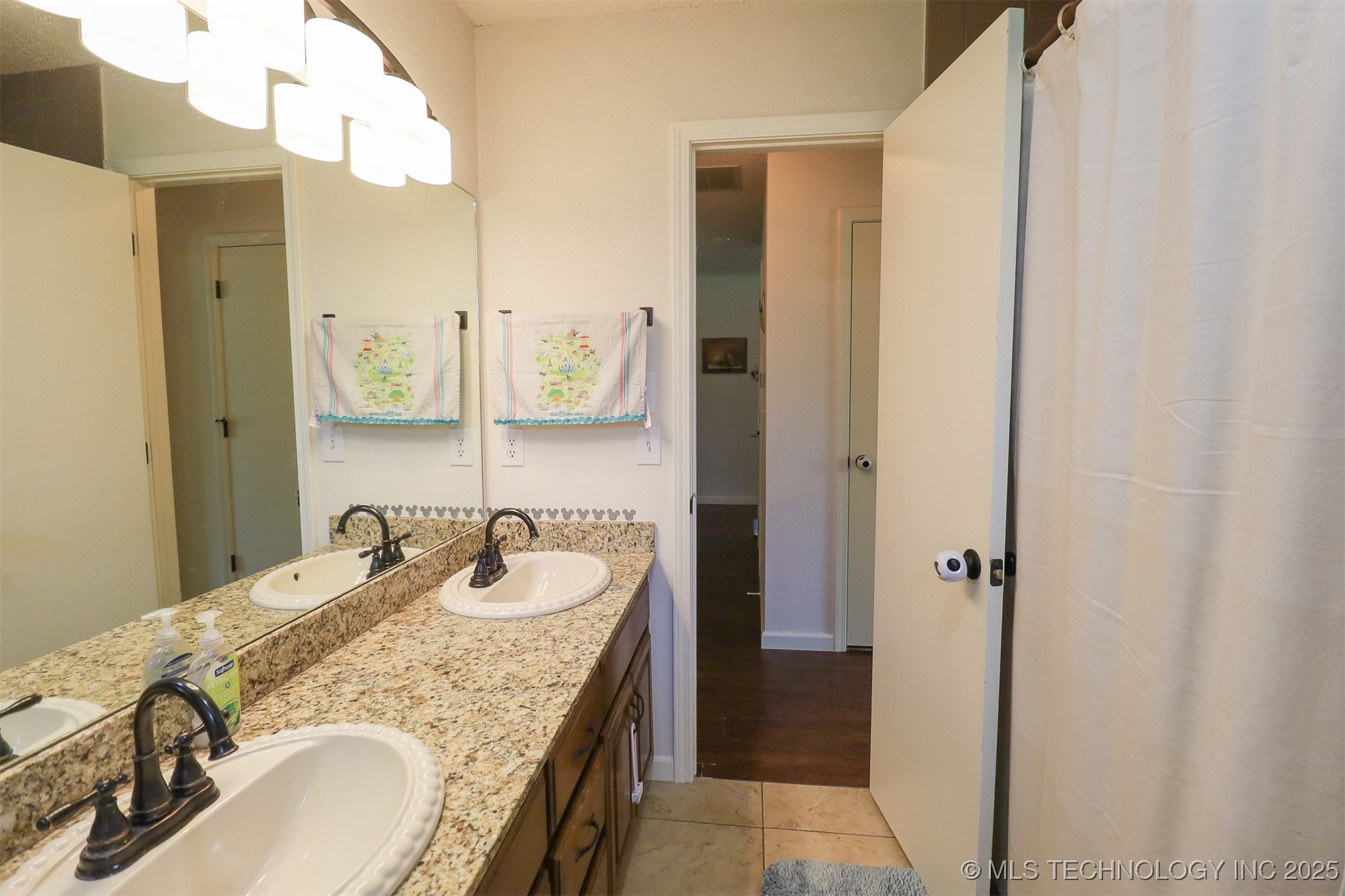 10458 Ashford Court Property Photo 27