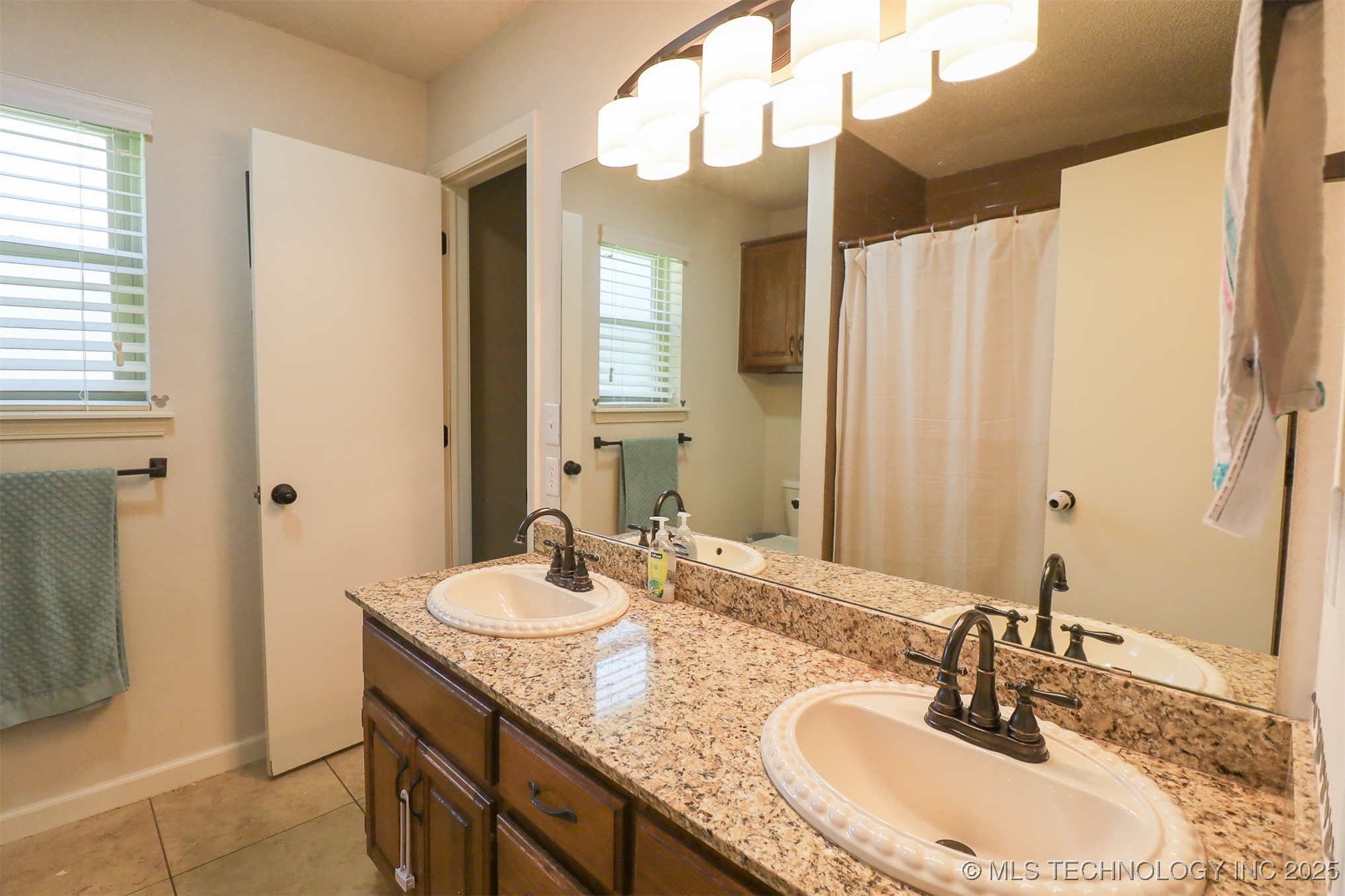 10458 Ashford Court Property Photo 29