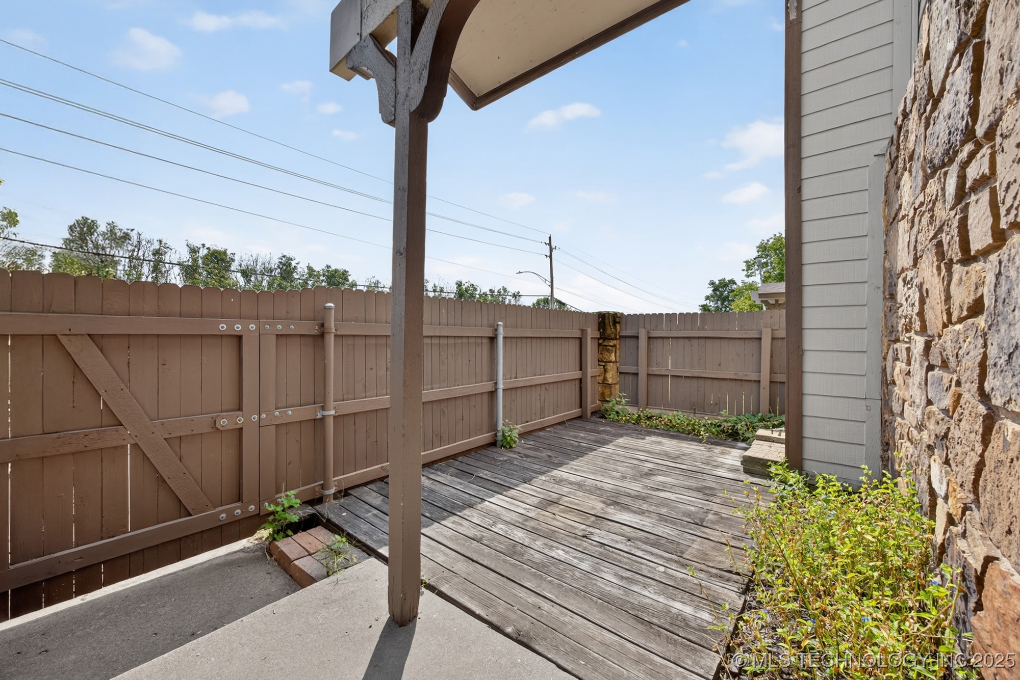 6524 S Memorial Drive 16e Property Photo 4