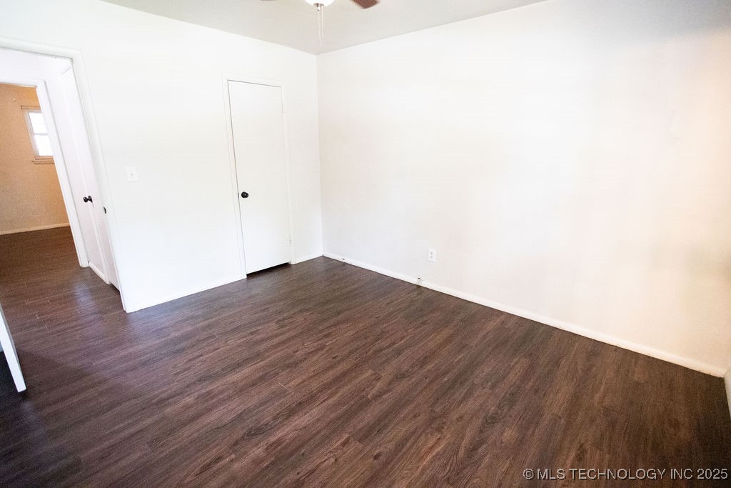 509 N Village Place Property Photo 30