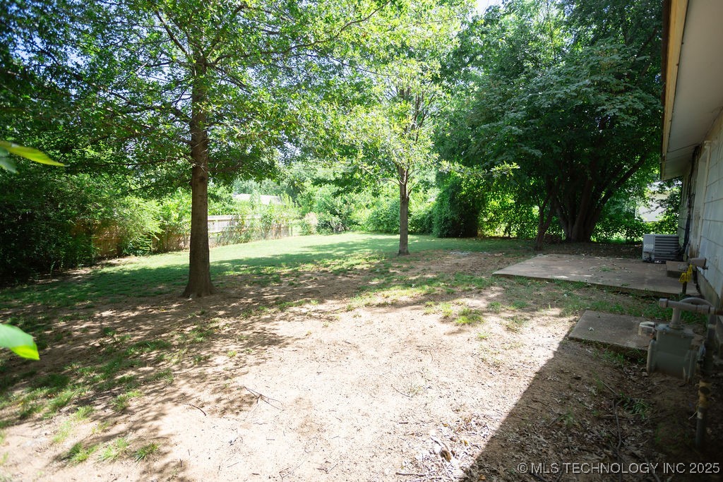 509 N Village Place Property Photo 40