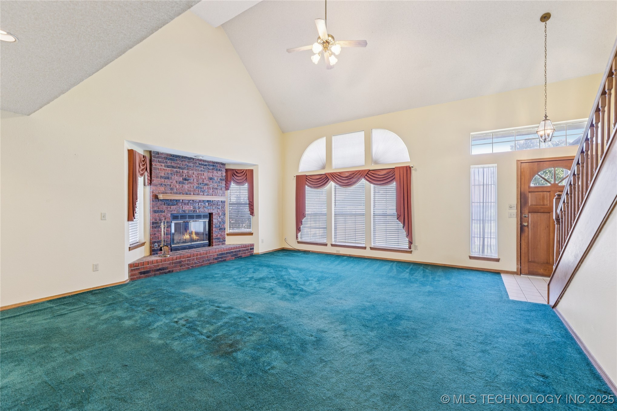 2525 W Ithica Street Property Photo 4