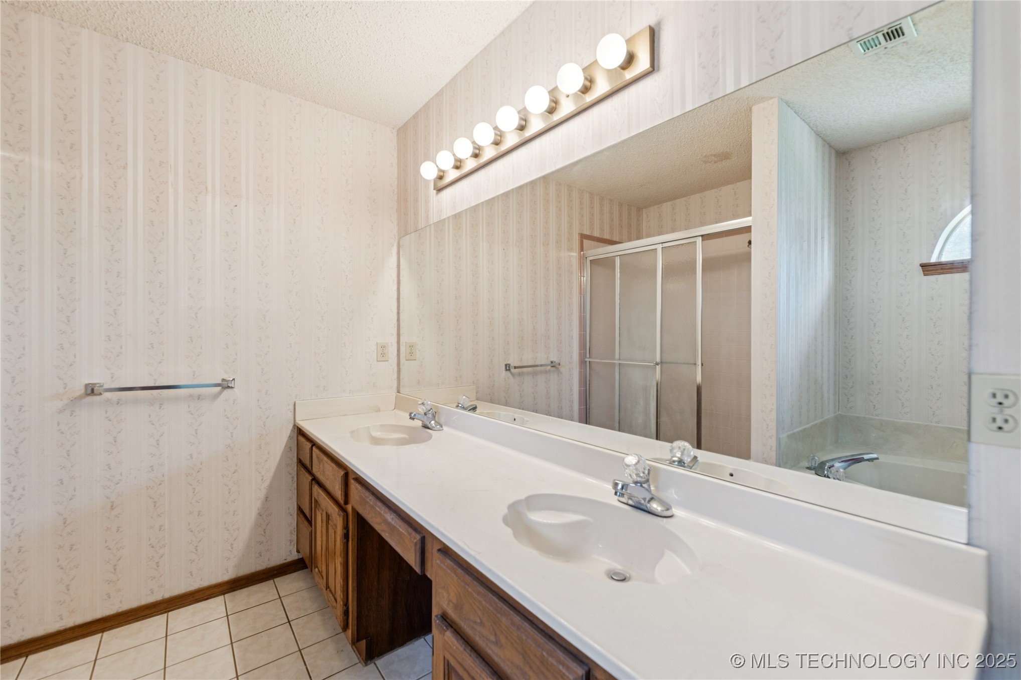 2525 W Ithica Street Property Photo 14