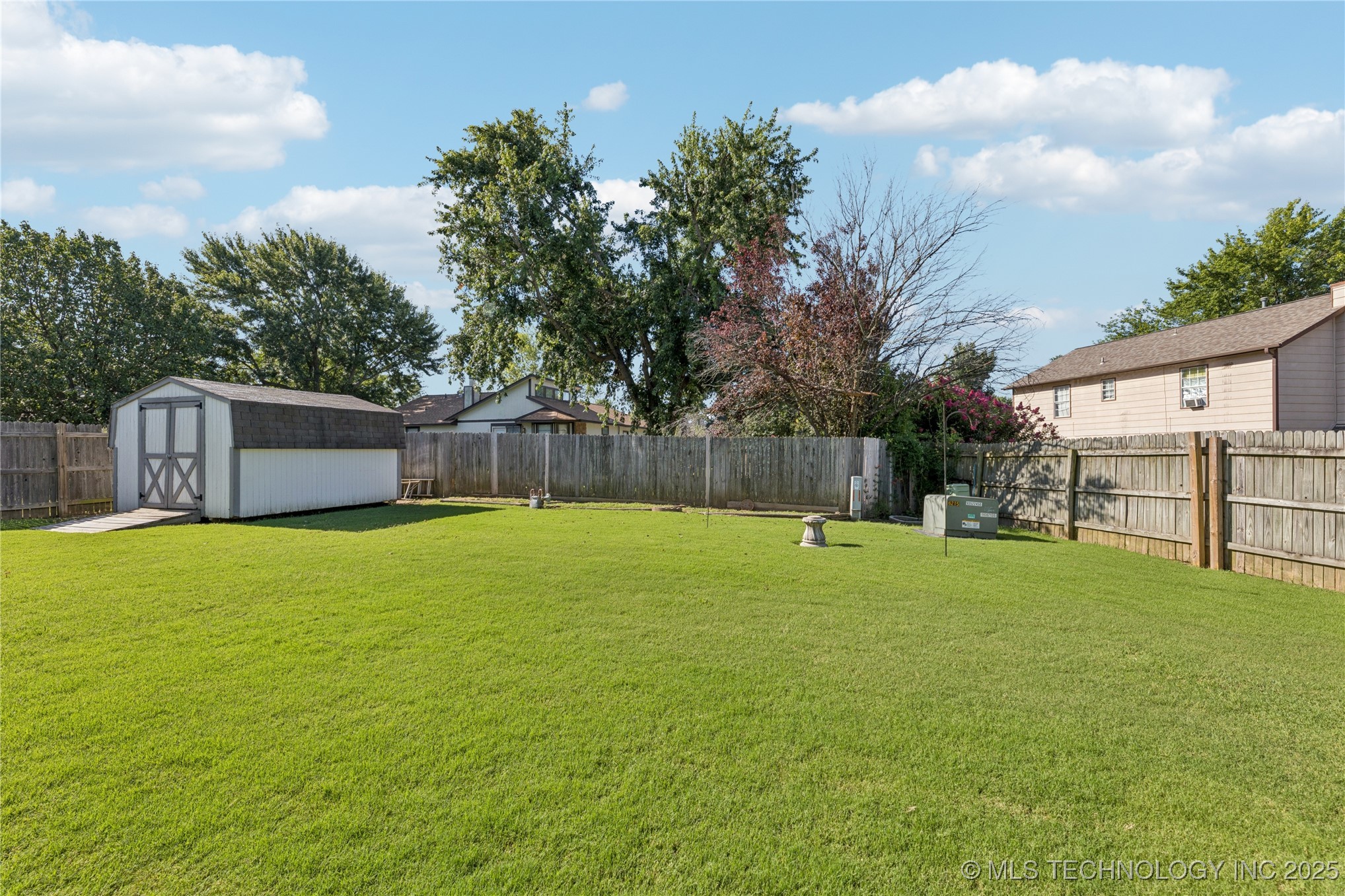 2525 W Ithica Street Property Photo 26