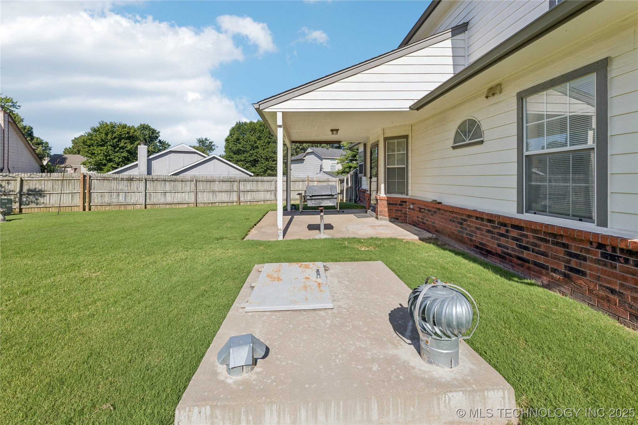 2525 W Ithica Street Property Photo 29