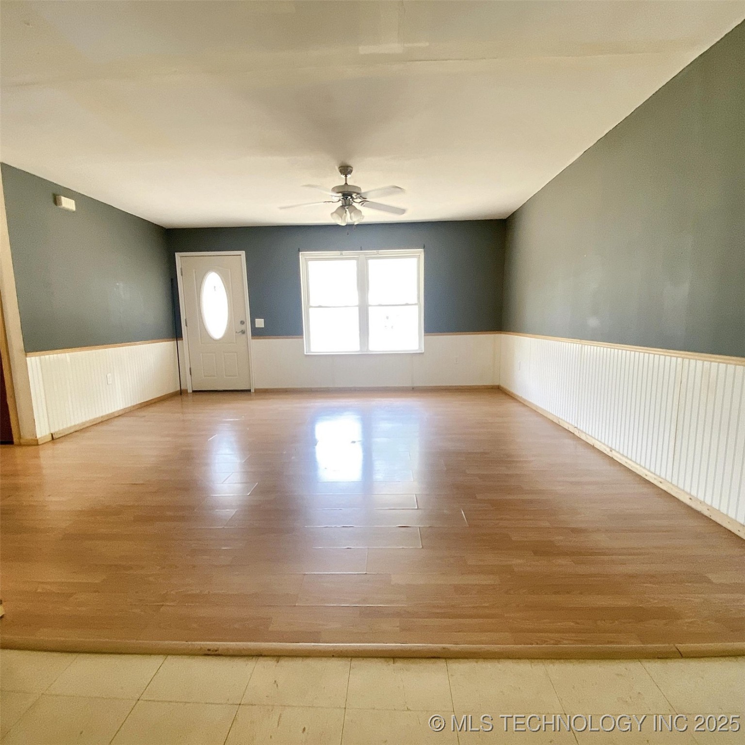 1648 Louise Street Property Photo 4