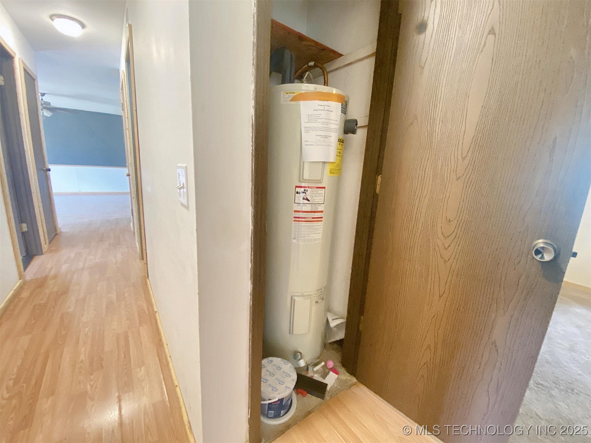1648 Louise Street Property Photo 23