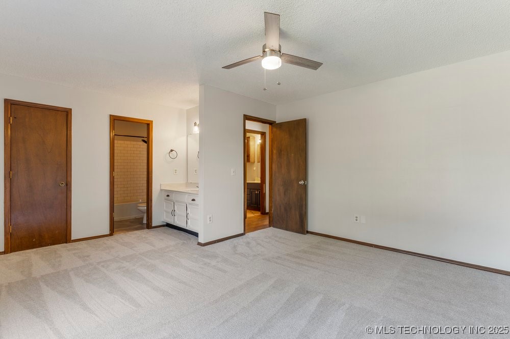 12007 E 88th Place N Property Photo 21