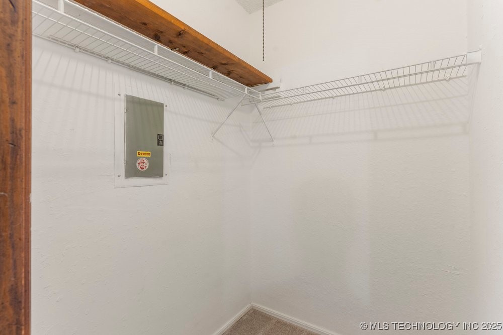 12007 E 88th Place N Property Photo 32