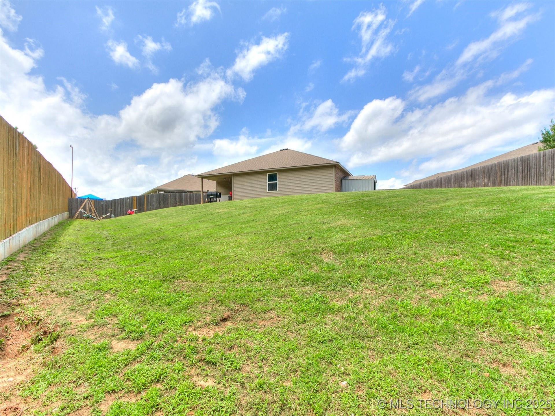 420 Ne 17th Place Property Photo 10