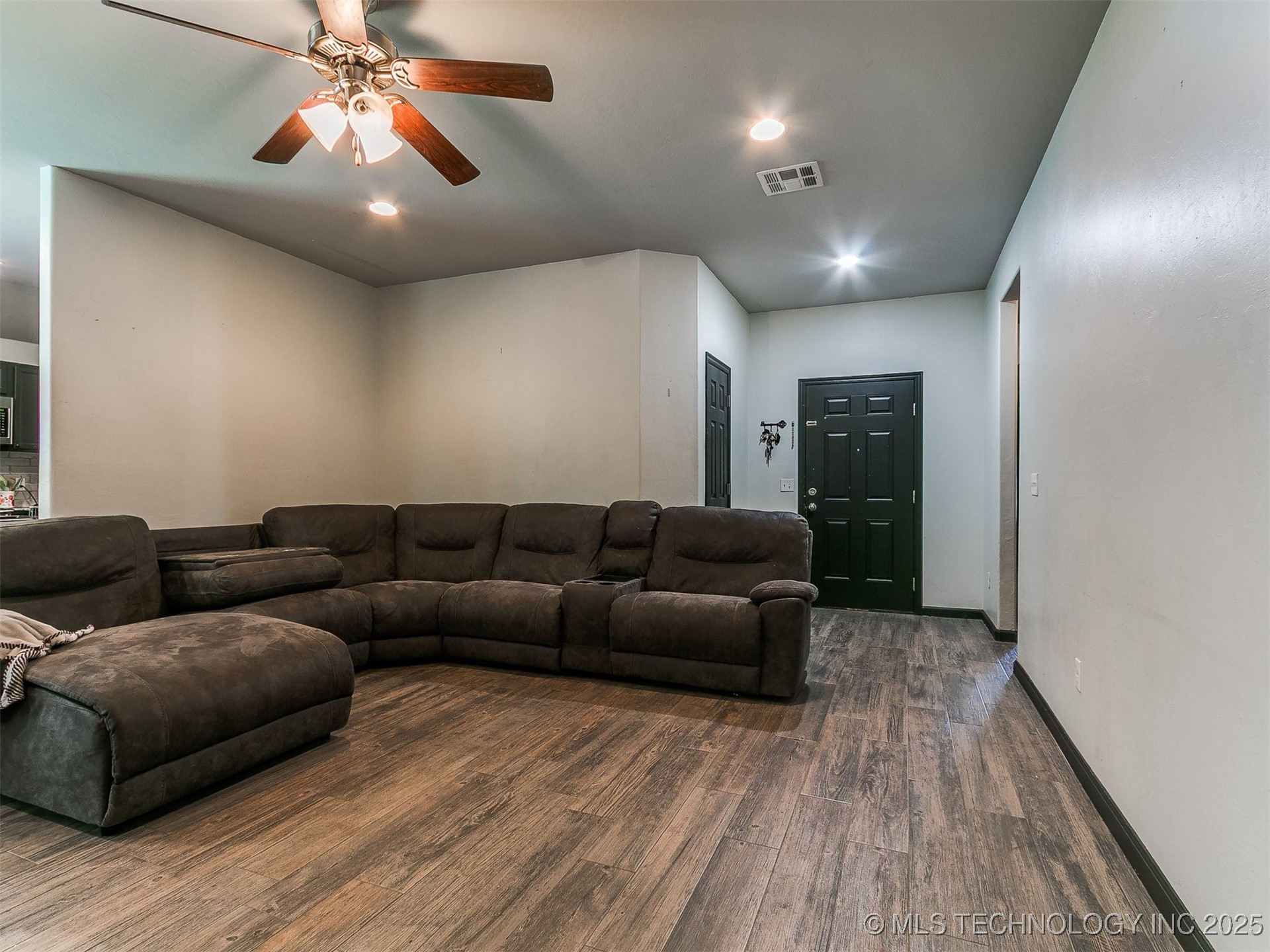420 Ne 17th Place Property Photo 23