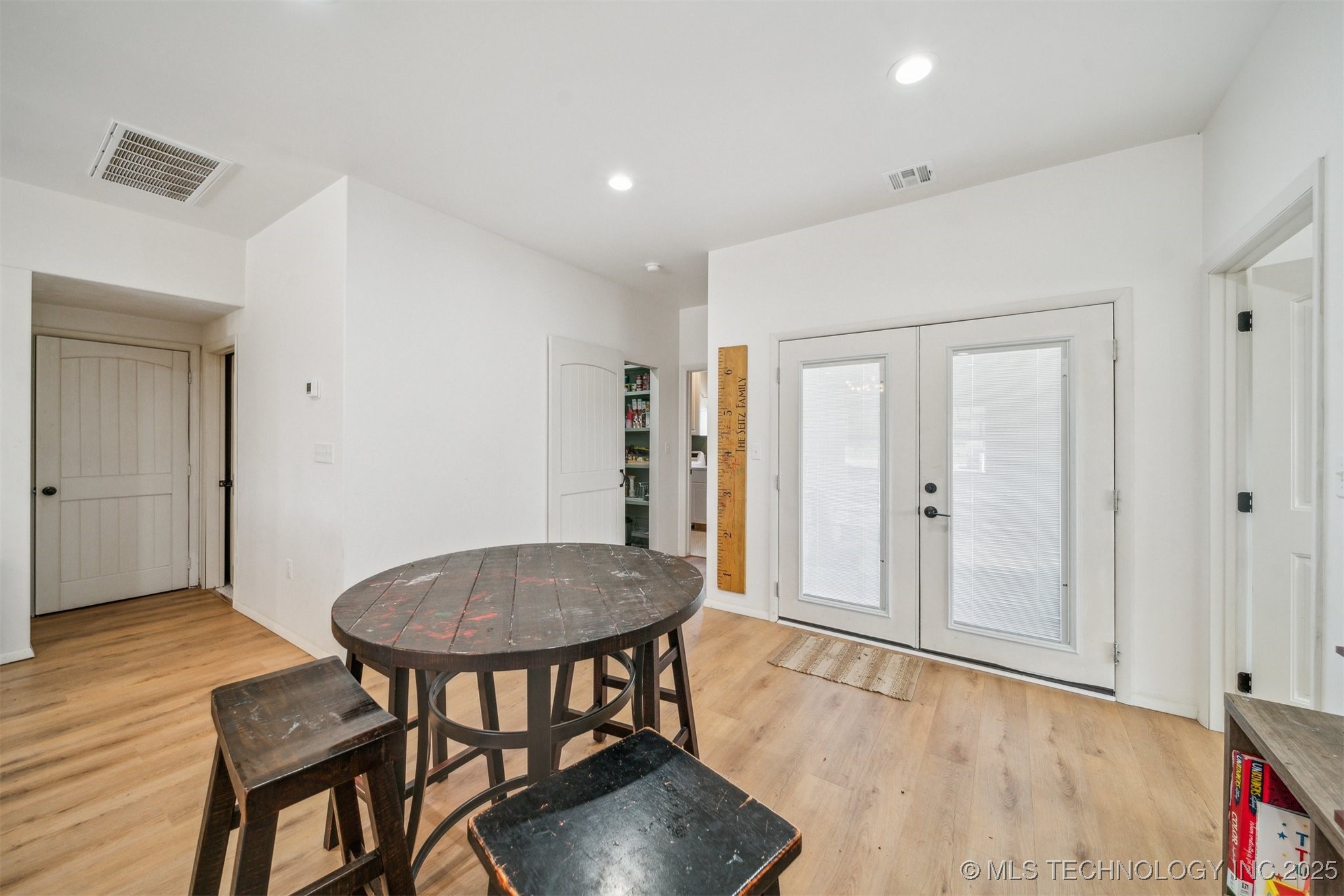 7482 N 439 Property Photo 5