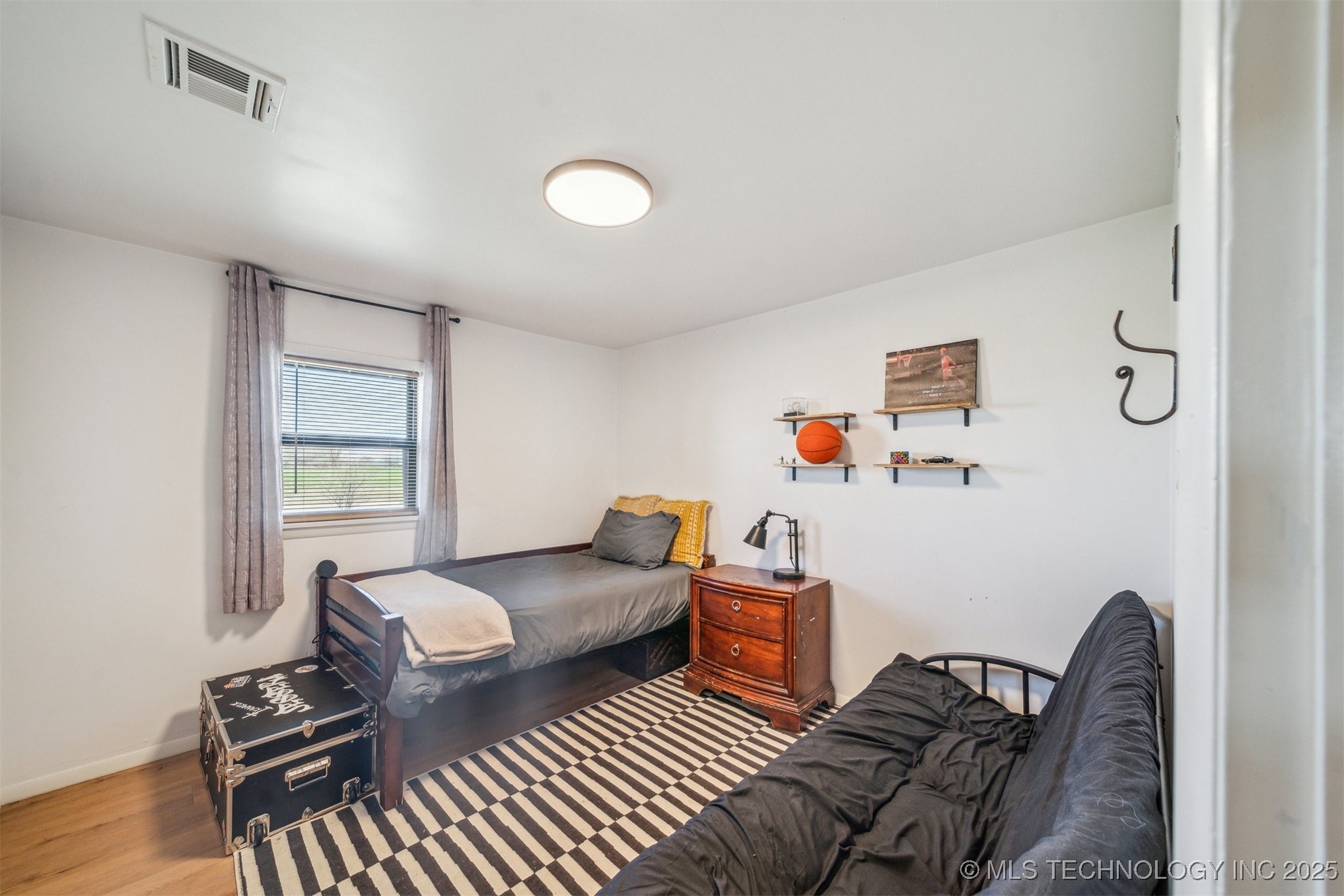 7482 N 439 Property Photo 11
