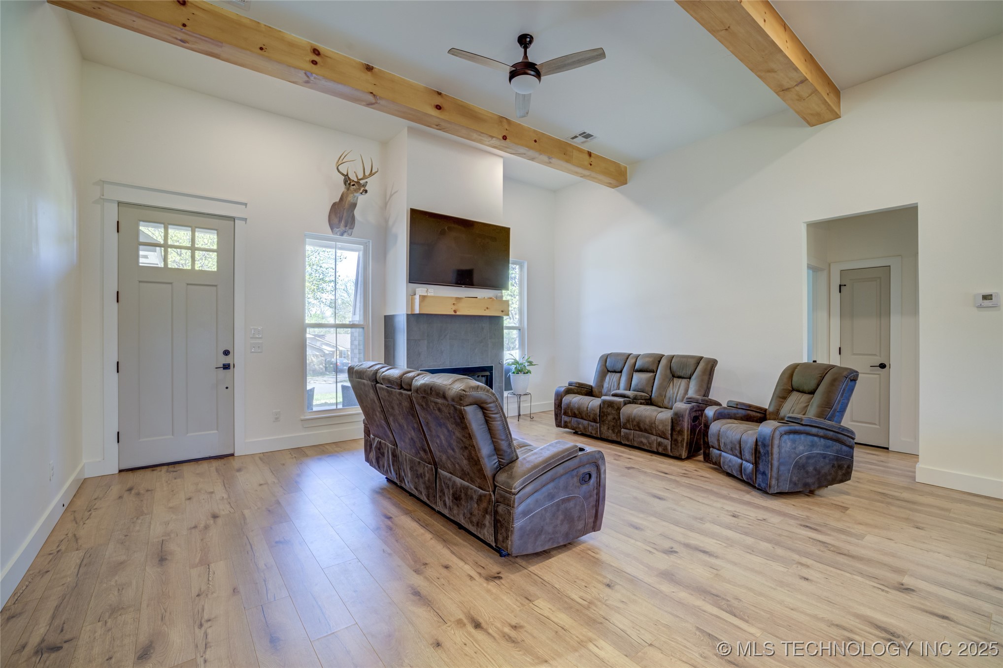 308 W Kerby Avenue Property Photo 13