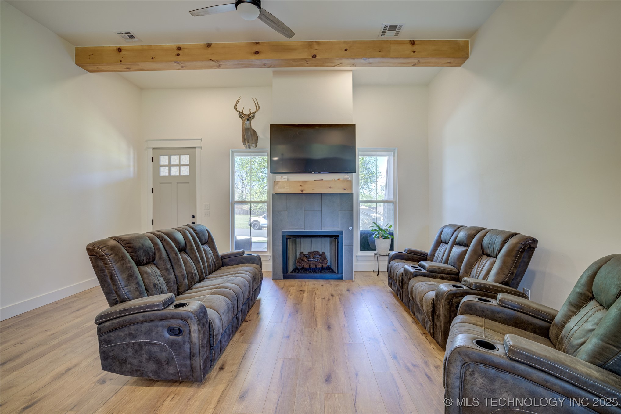 308 W Kerby Avenue Property Photo 14