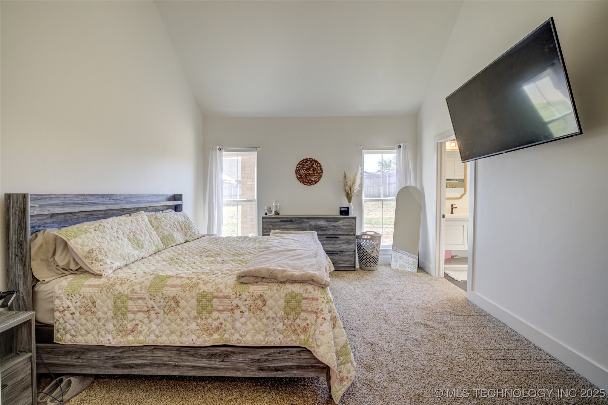 308 W Kerby Avenue Property Photo 22