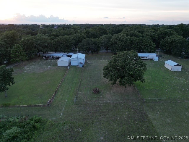 1 E Lakeview Drive Property Photo 8