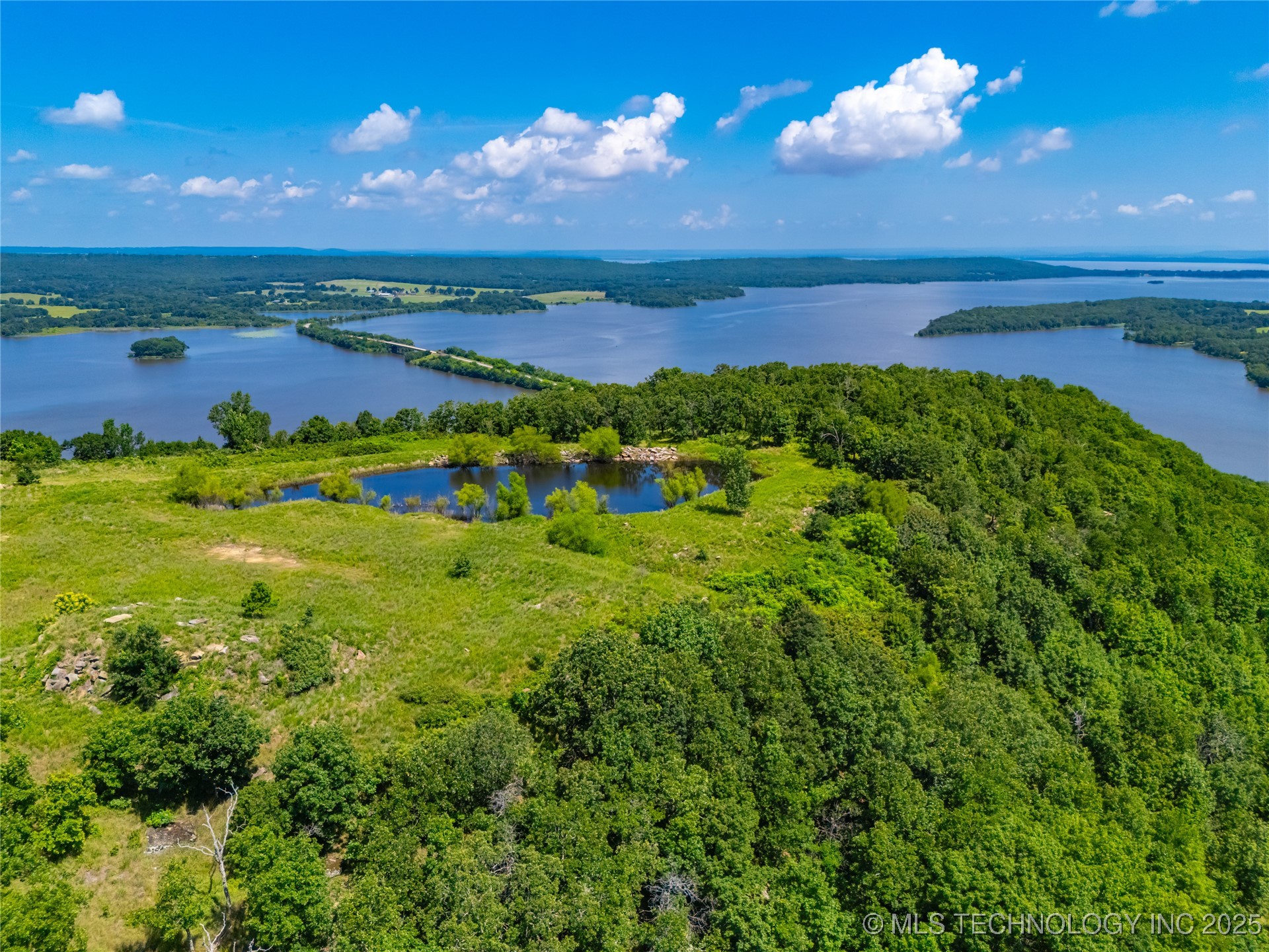N Keota Landing Road Property Photo 1