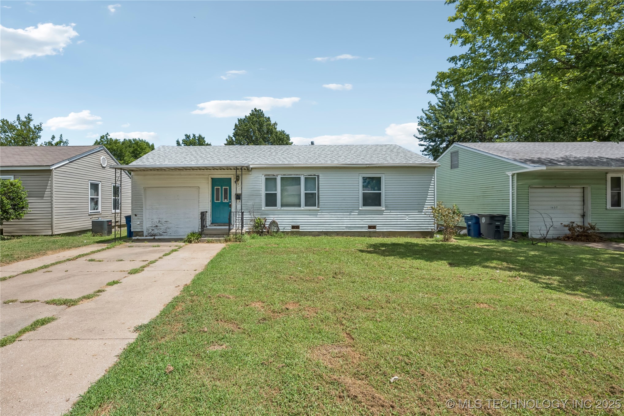 1441 N Kingston Avenue Property Photo 1