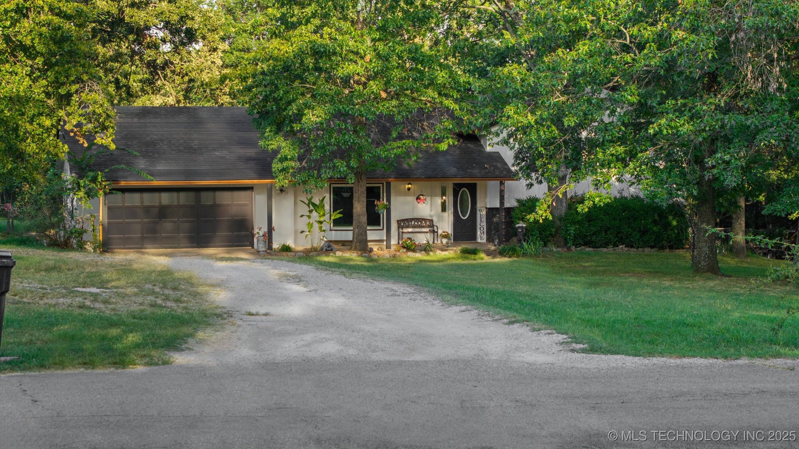 17135 S Creekwood Court Property Photo 1