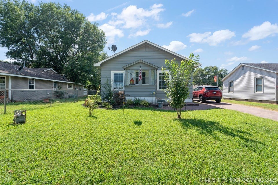 1839 D Street NE Property Photo 1