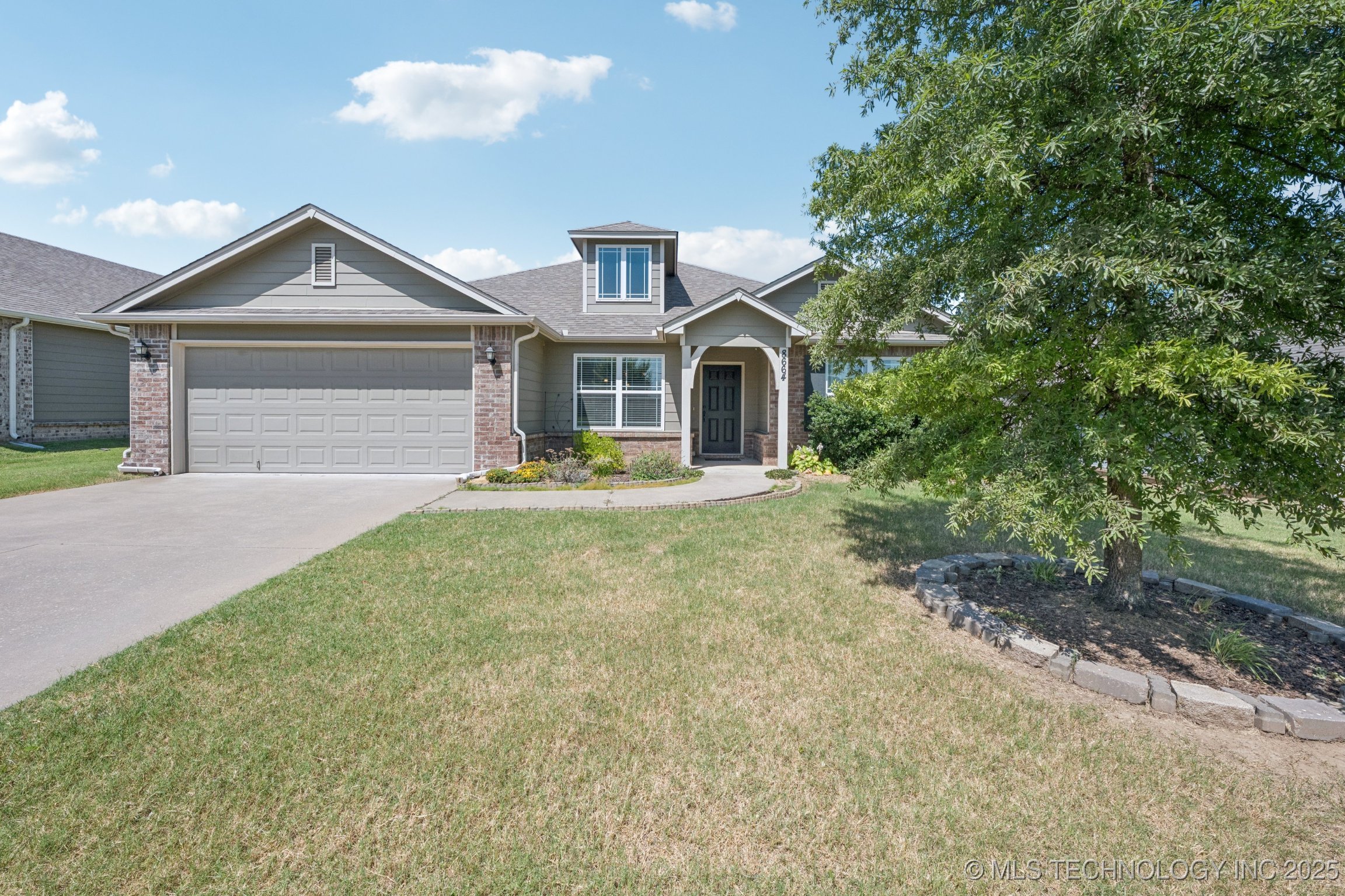 8664 S 256th Place E Property Photo 1