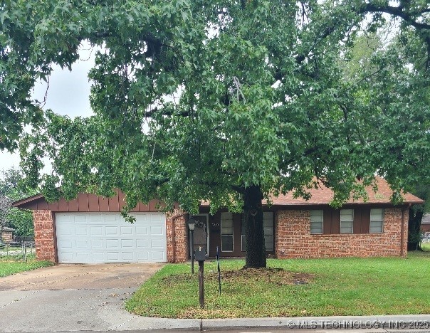 505 E F Street Property Photo 1