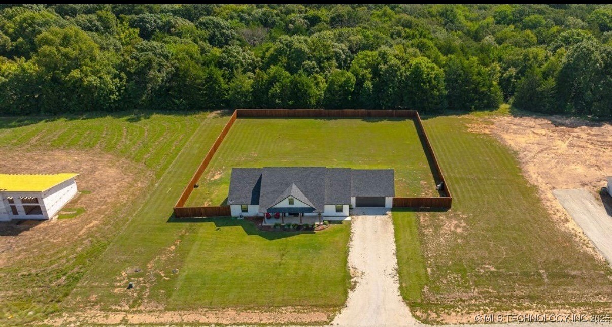 17520 County Road 3539 Property Photo 1