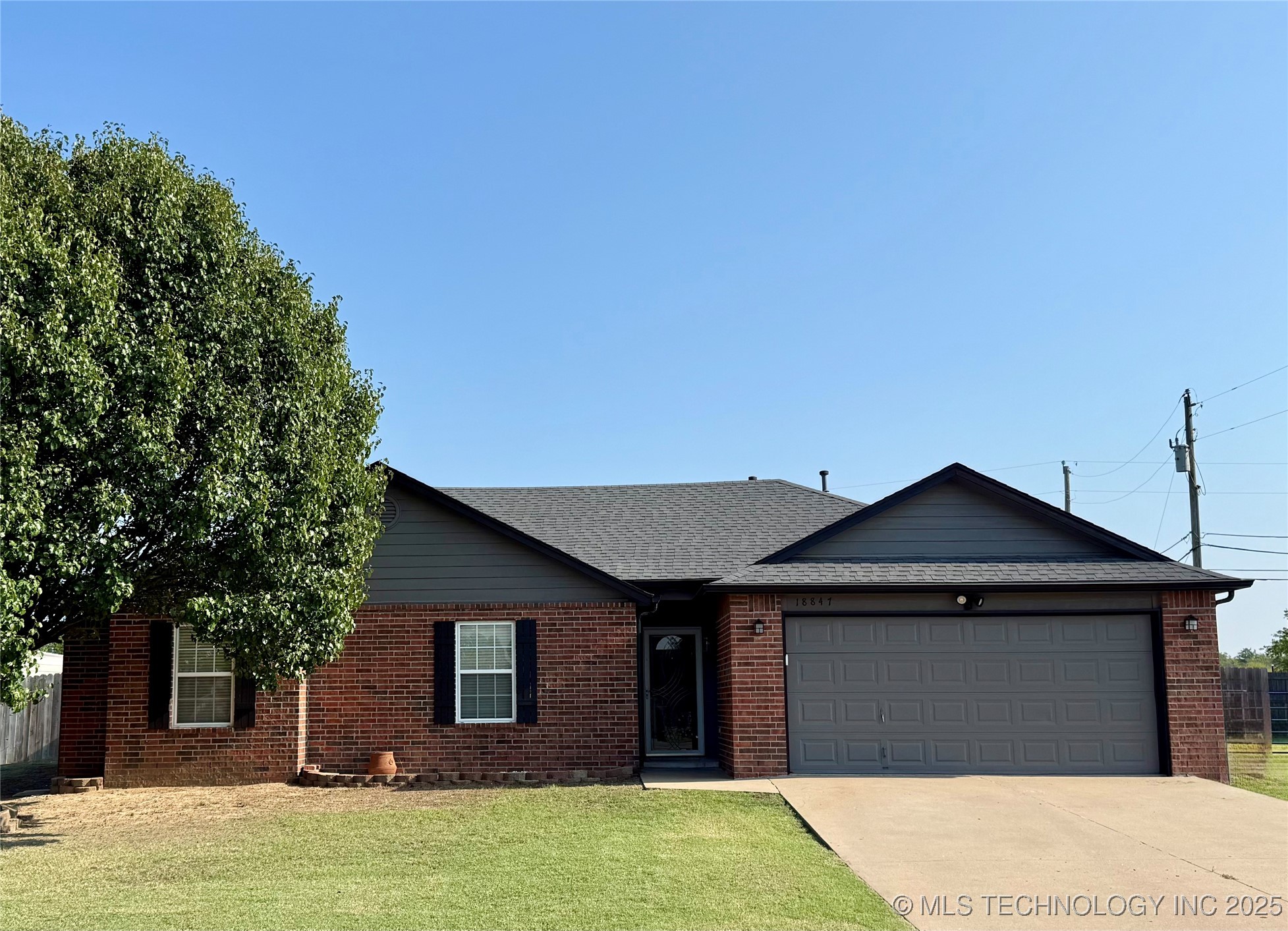 18847 Valley Avenue Property Photo 1