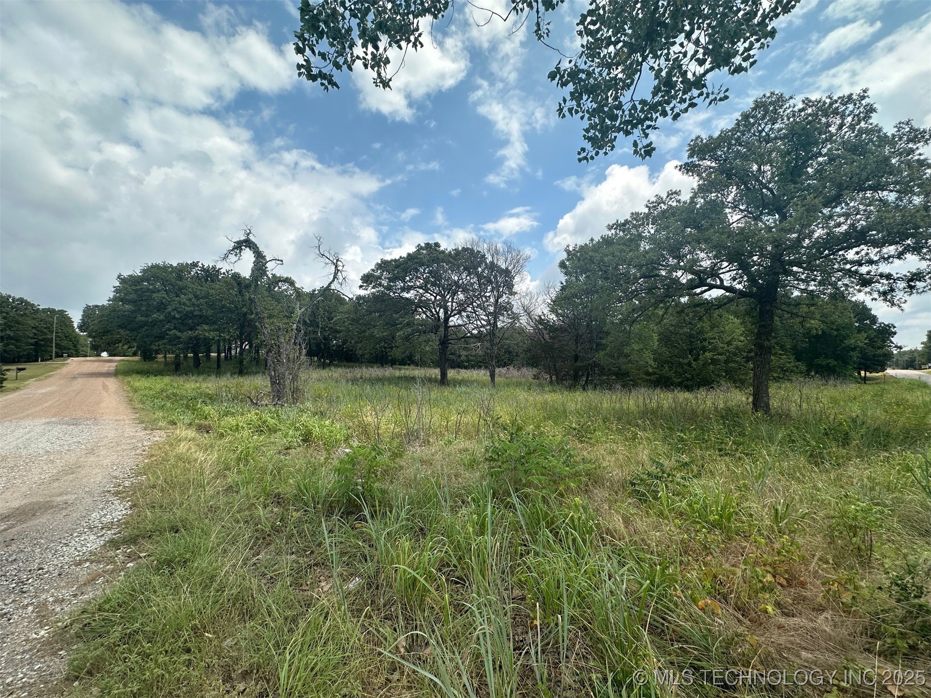 Alberta Creek Property Photo 1
