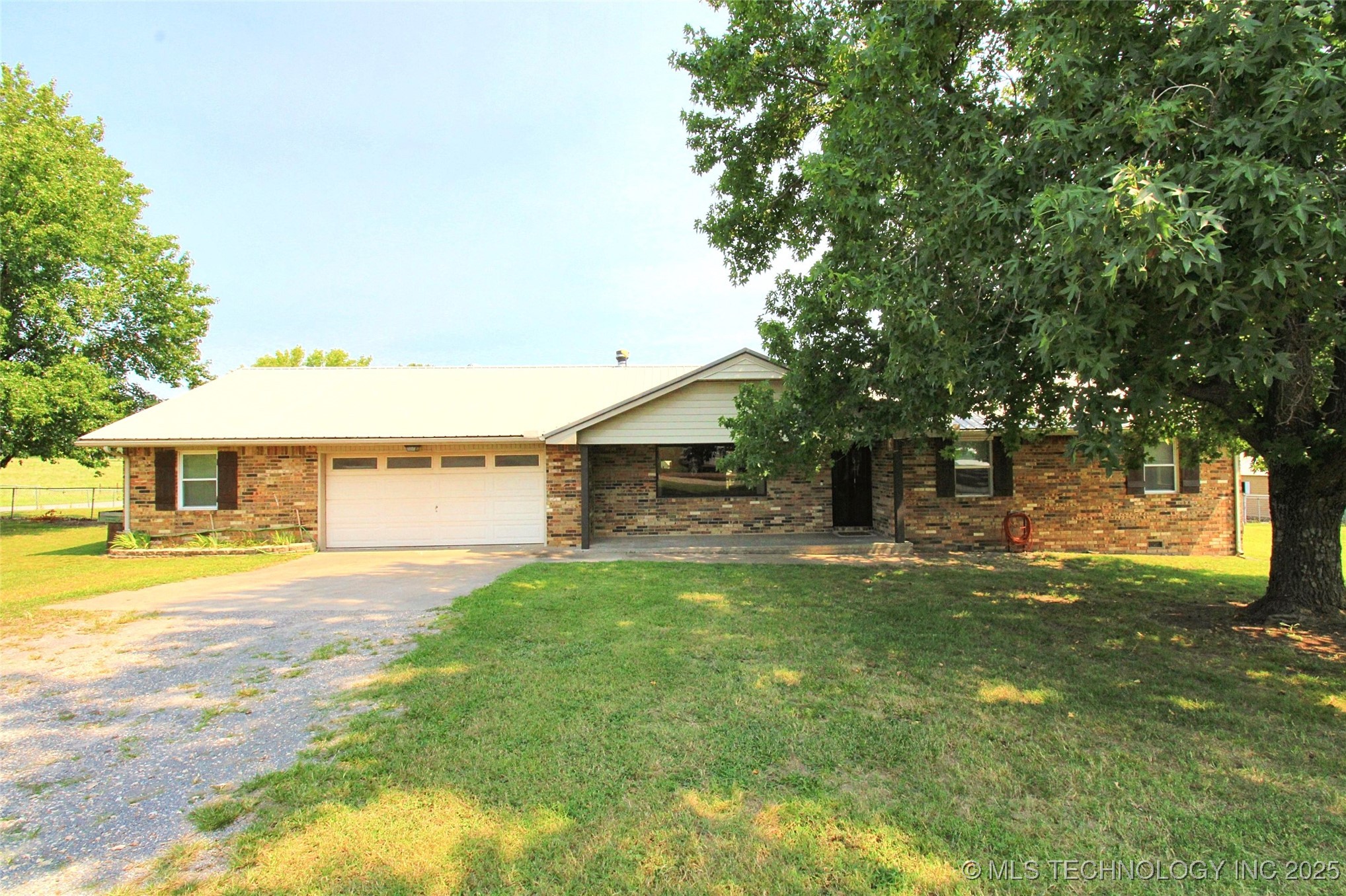 17004 W 732 Road Property Photo 1