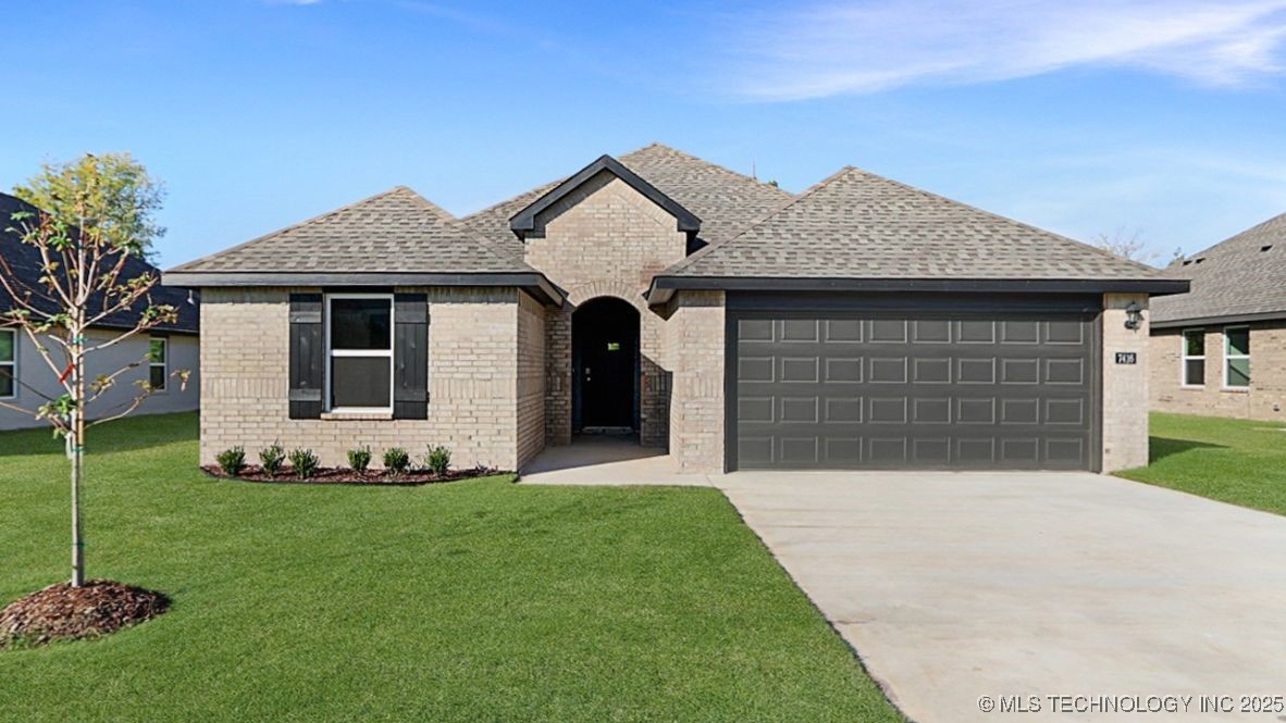 7416 N 154th East Avenue Property Photo 1