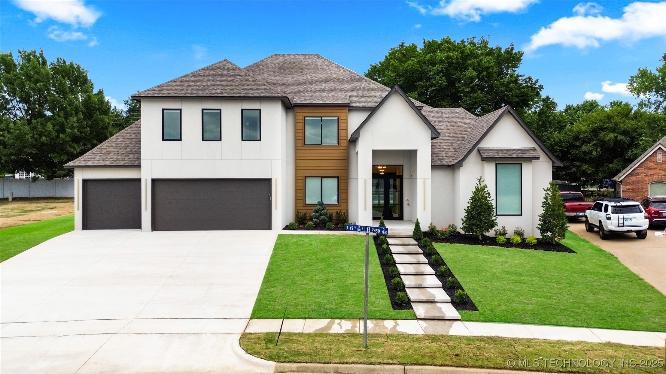 309 S 79th Street Property Photo