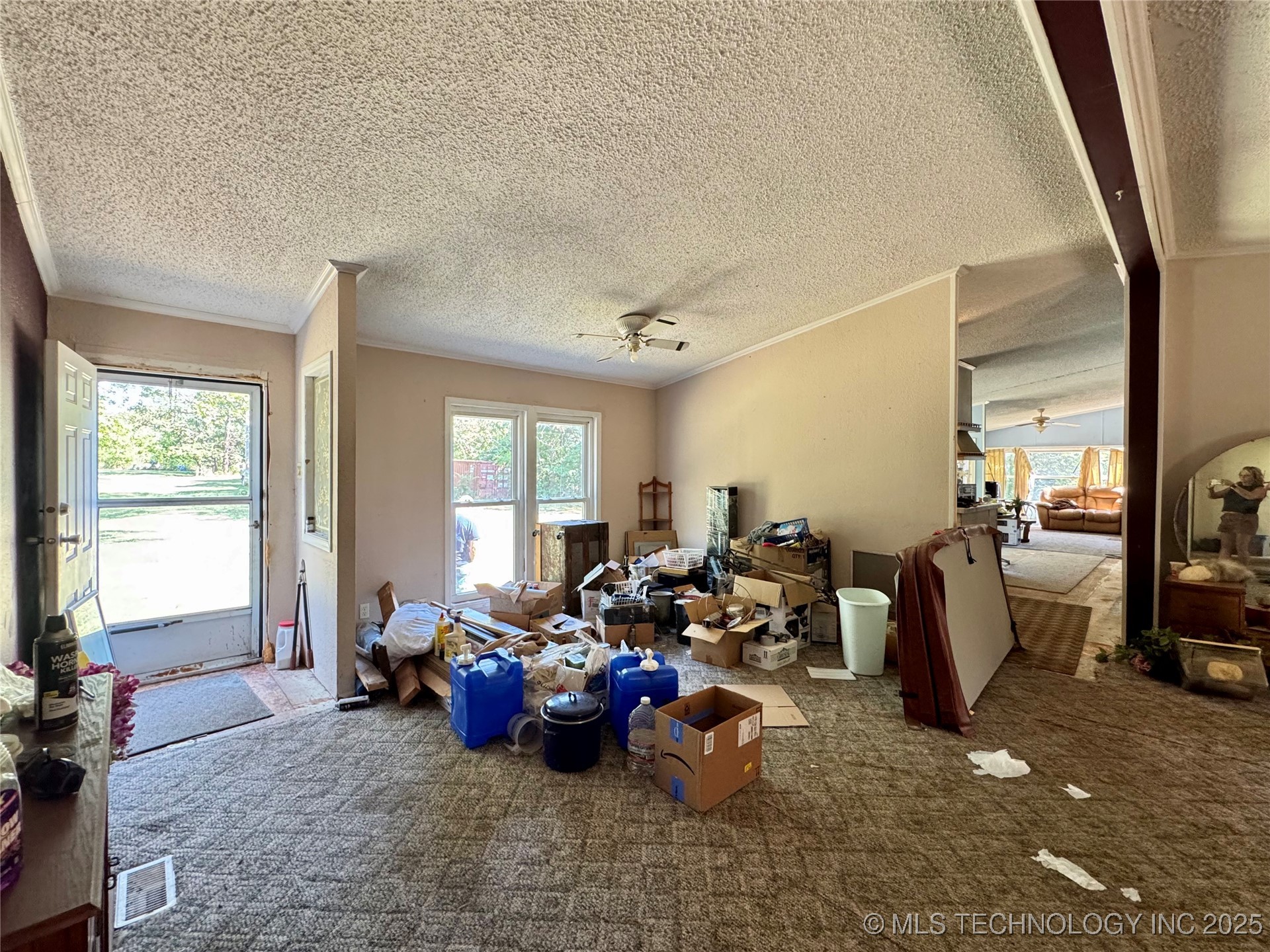 858 S Highway 99 Road Property Photo 9