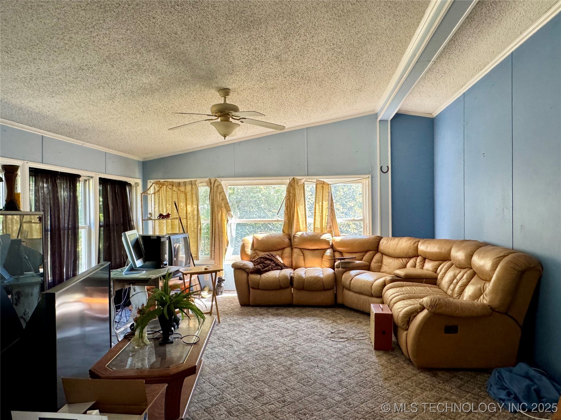 858 S Highway 99 Road Property Photo 15