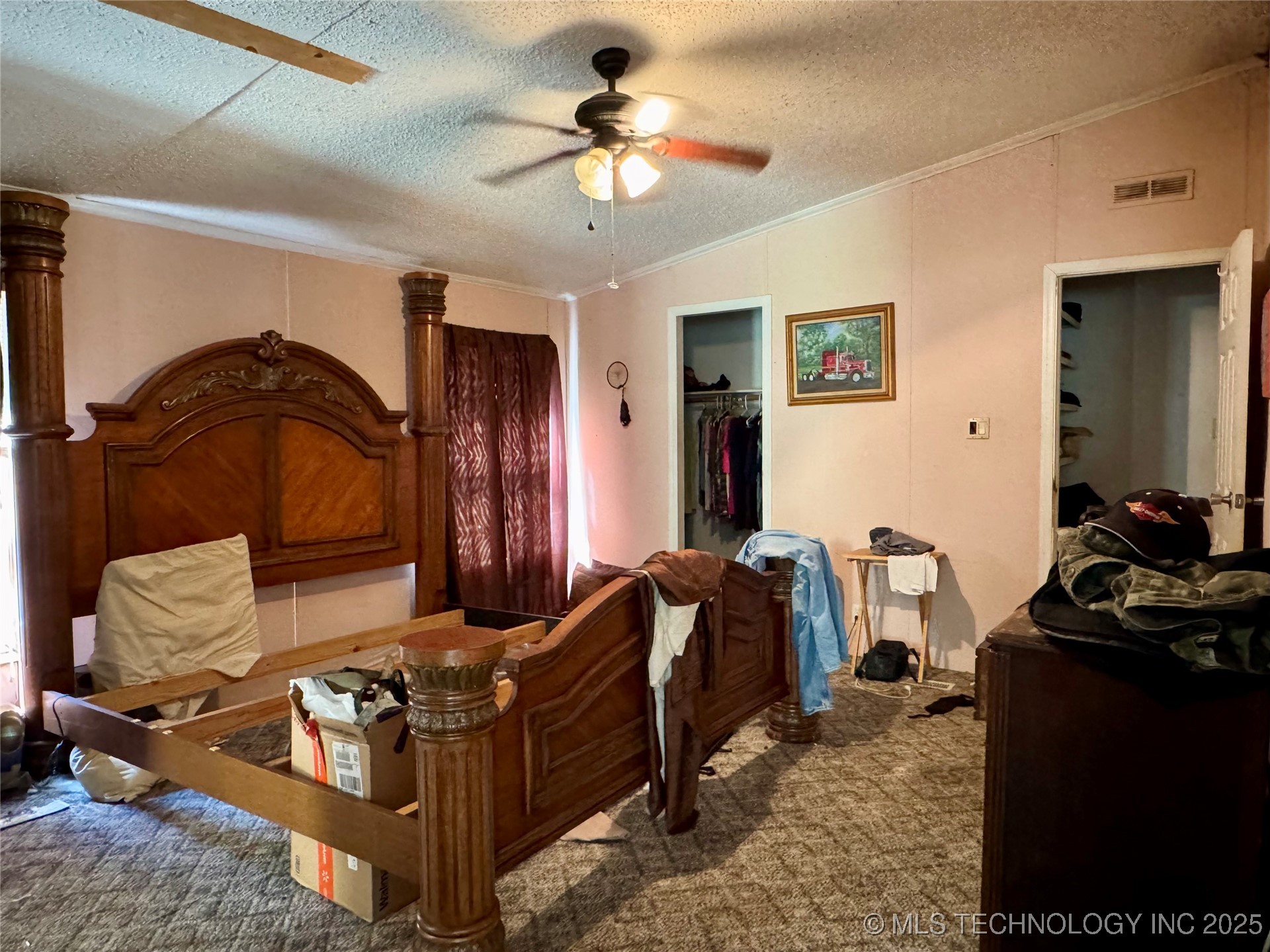 858 S Highway 99 Road Property Photo 16