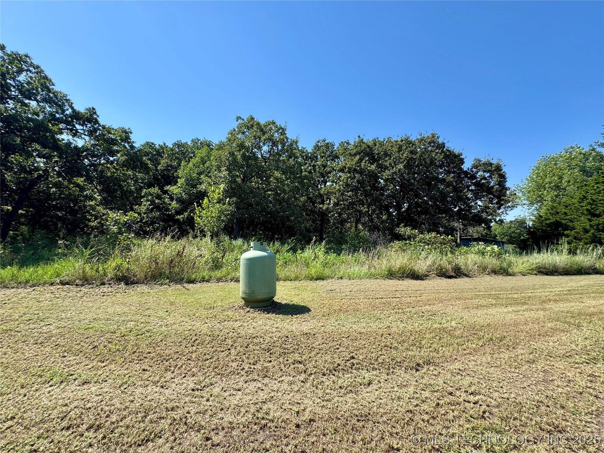 858 S Highway 99 Road Property Photo 28