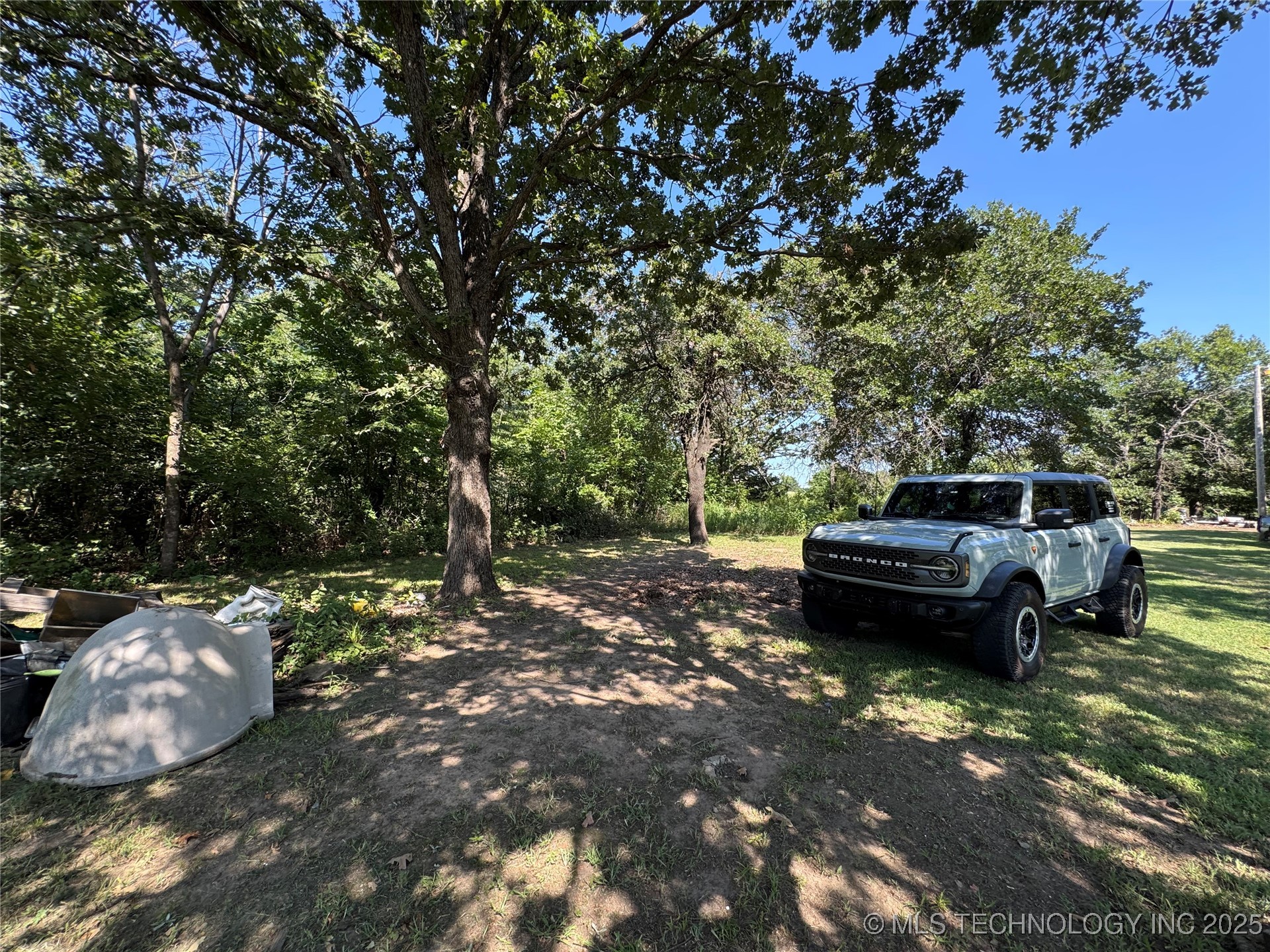 858 S Highway 99 Road Property Photo 32