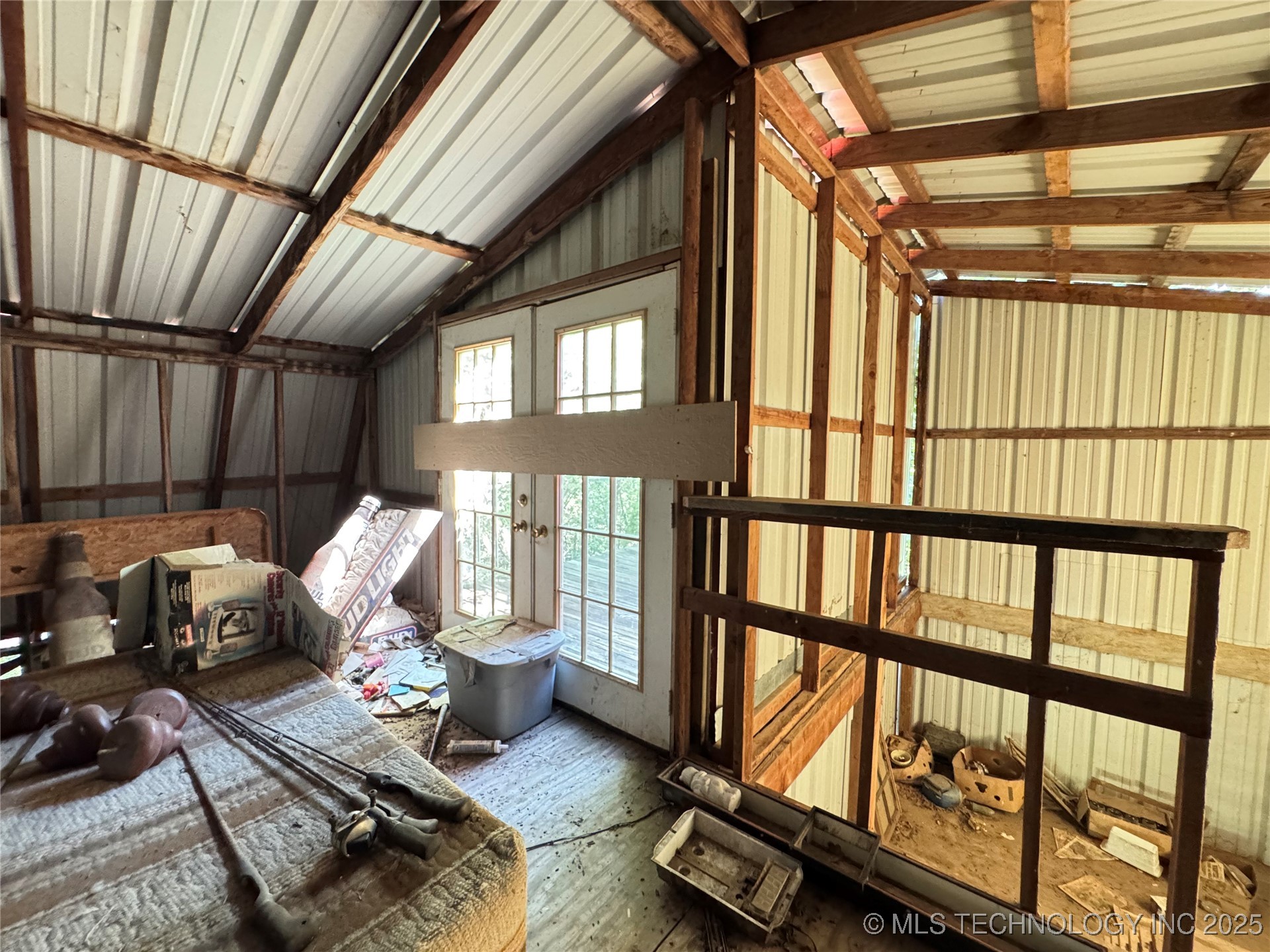 858 S Highway 99 Road Property Photo 45