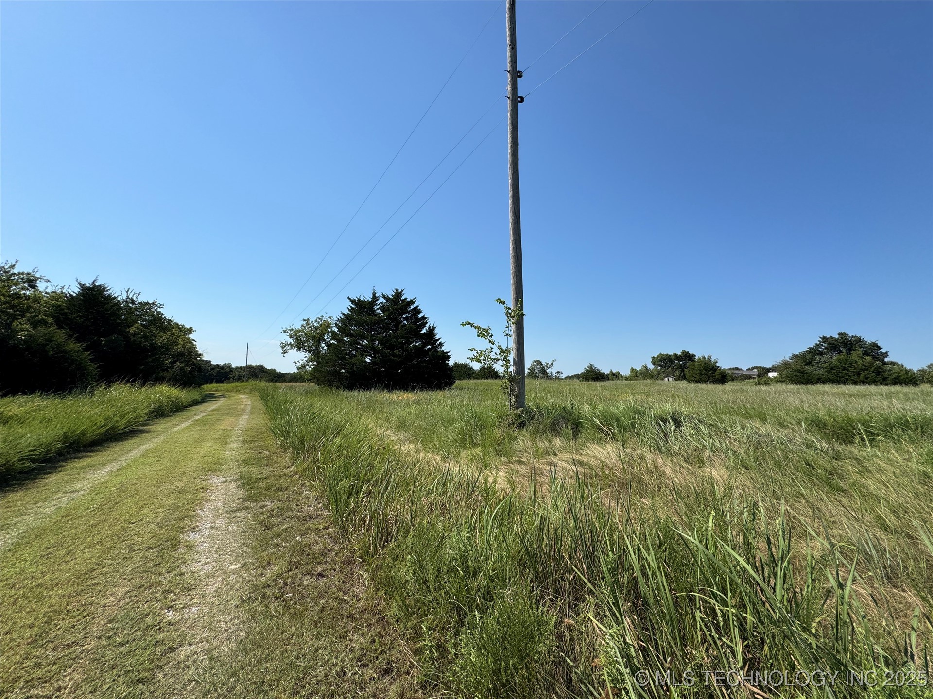 858 S Highway 99 Road Property Photo 55