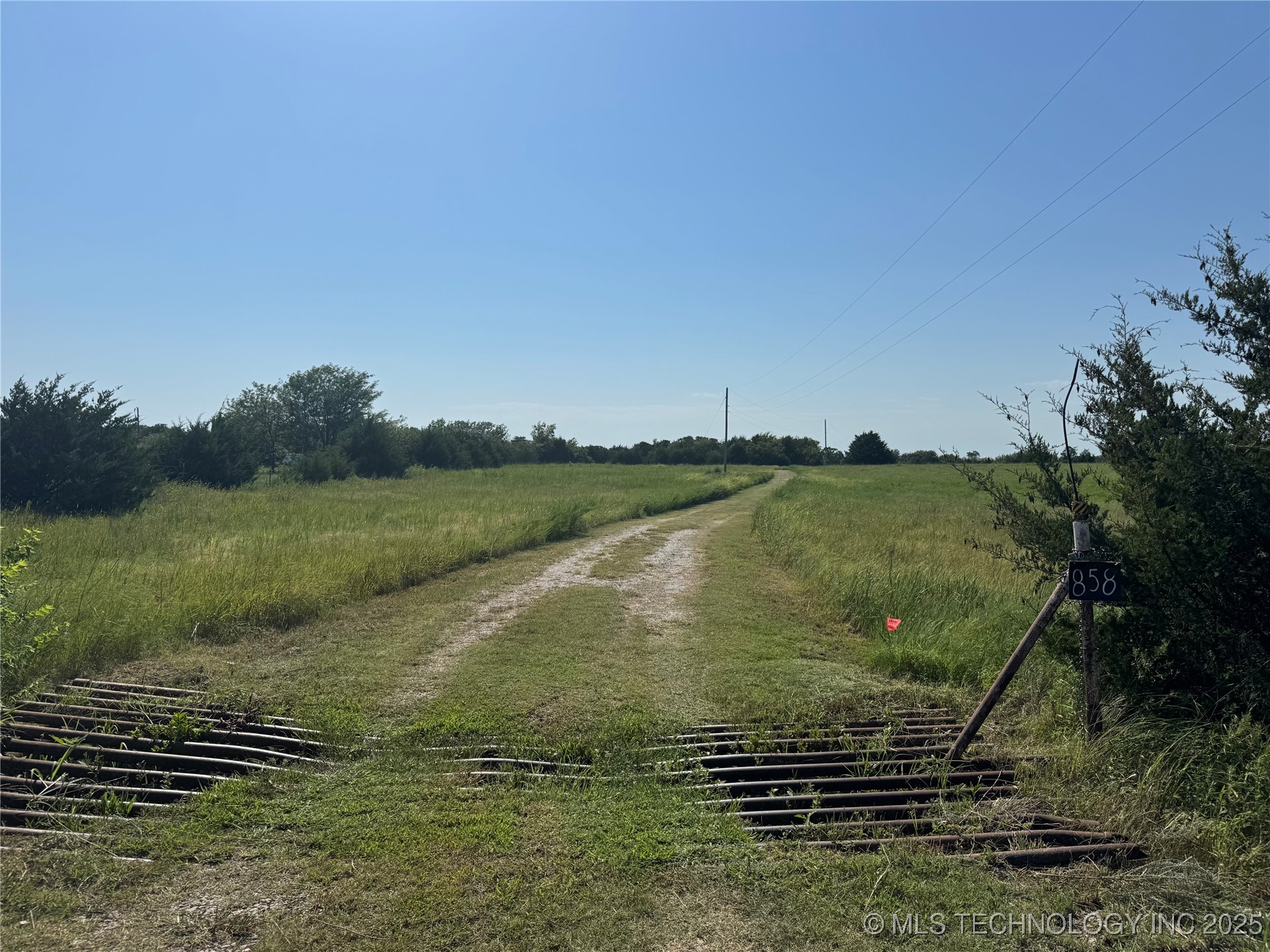 858 S Highway 99 Road Property Photo 60