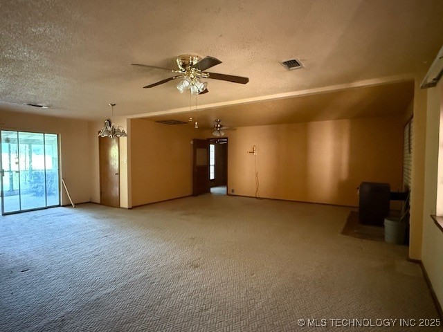 3546 E 2000 Property Photo 4