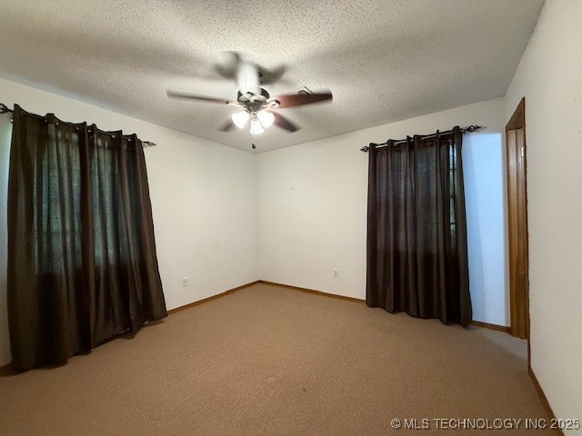 3546 E 2000 Property Photo 8