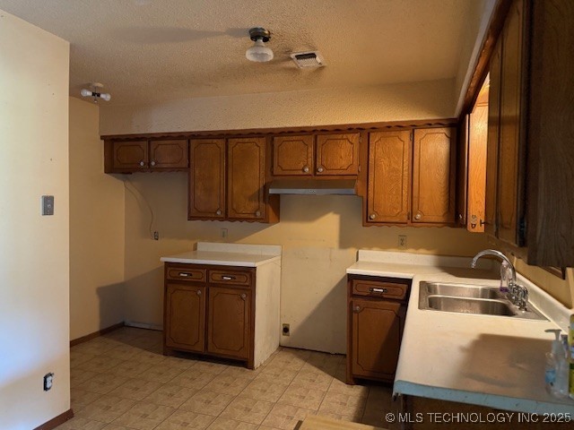 3546 E 2000 Property Photo 13