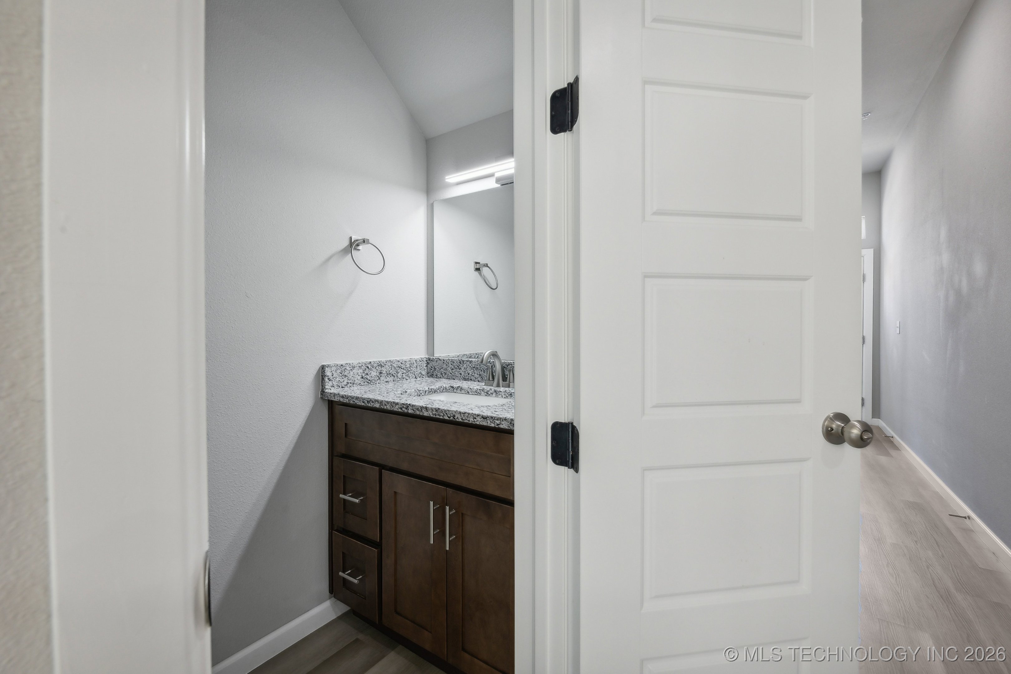 3408 Redbud Lane Property Photo 5