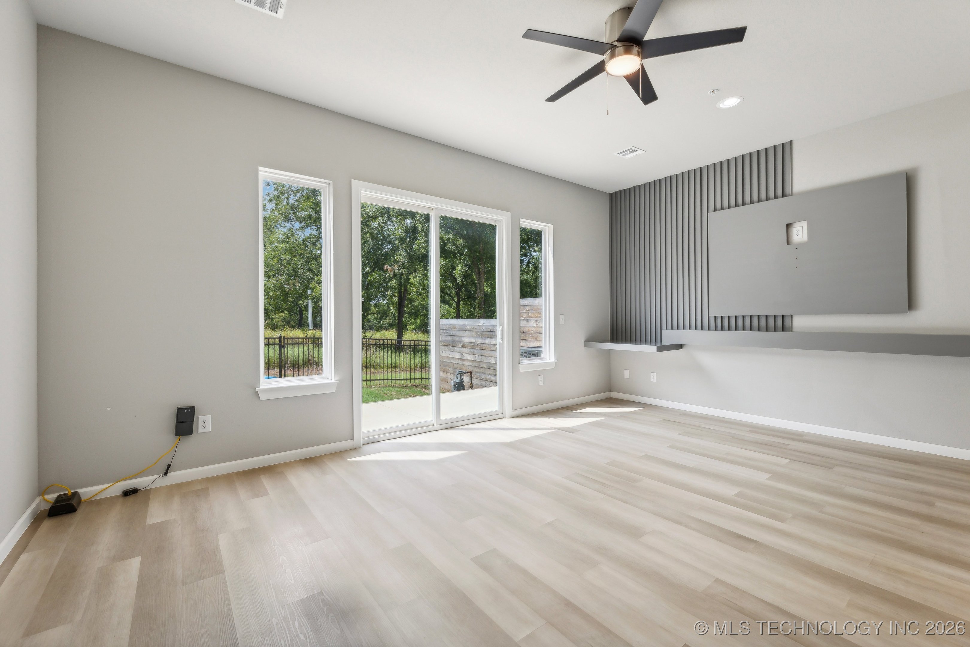 3408 Redbud Lane Property Photo 11