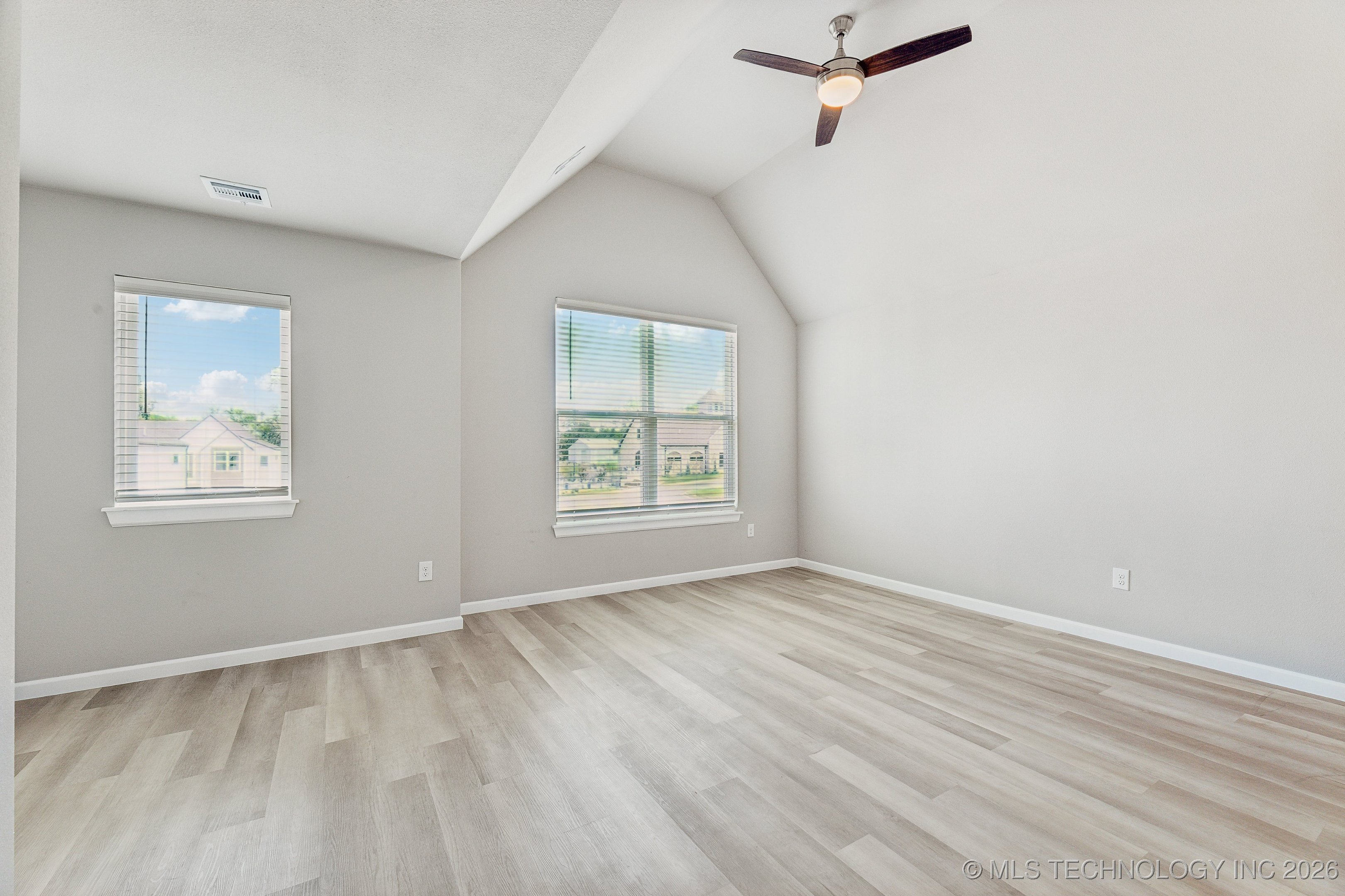 3408 Redbud Lane Property Photo 16