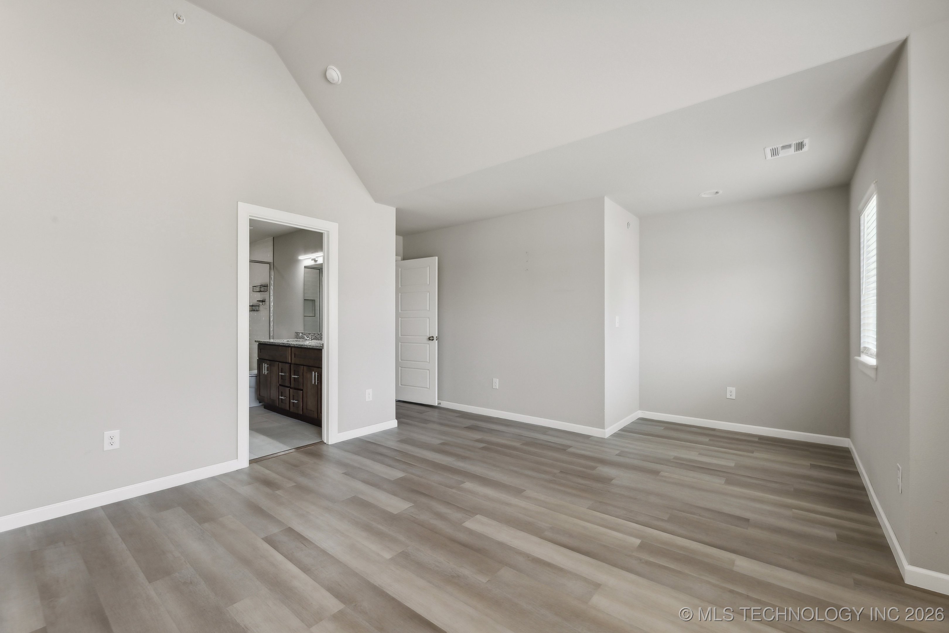 3408 Redbud Lane Property Photo 17