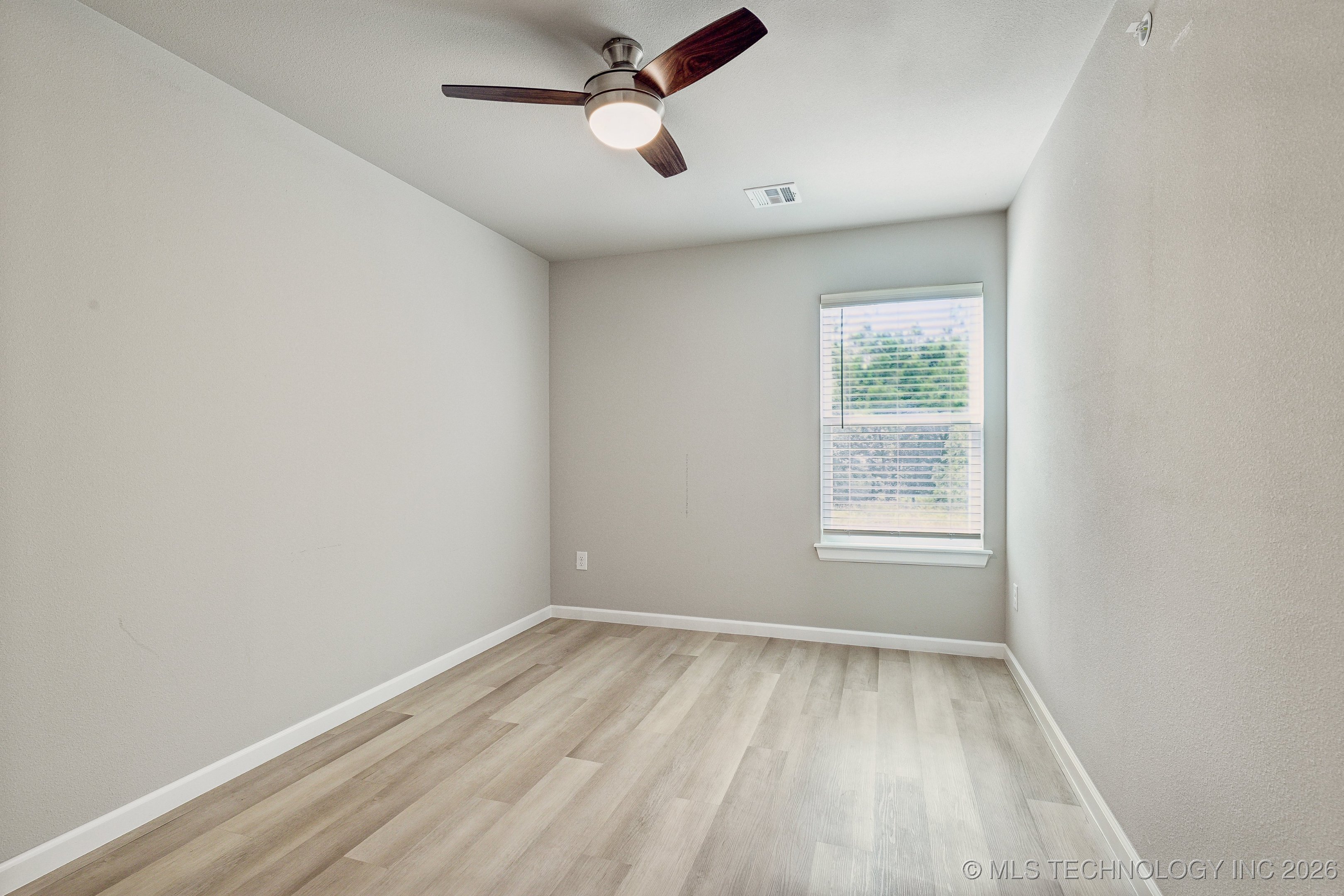 3408 Redbud Lane Property Photo 25